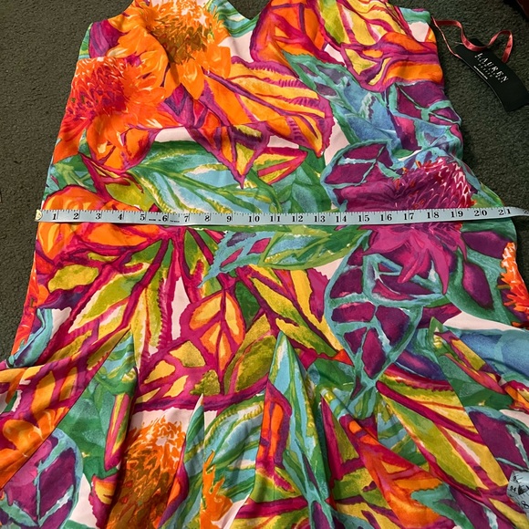 Spring dress REDUCED - Picture 6 of 9